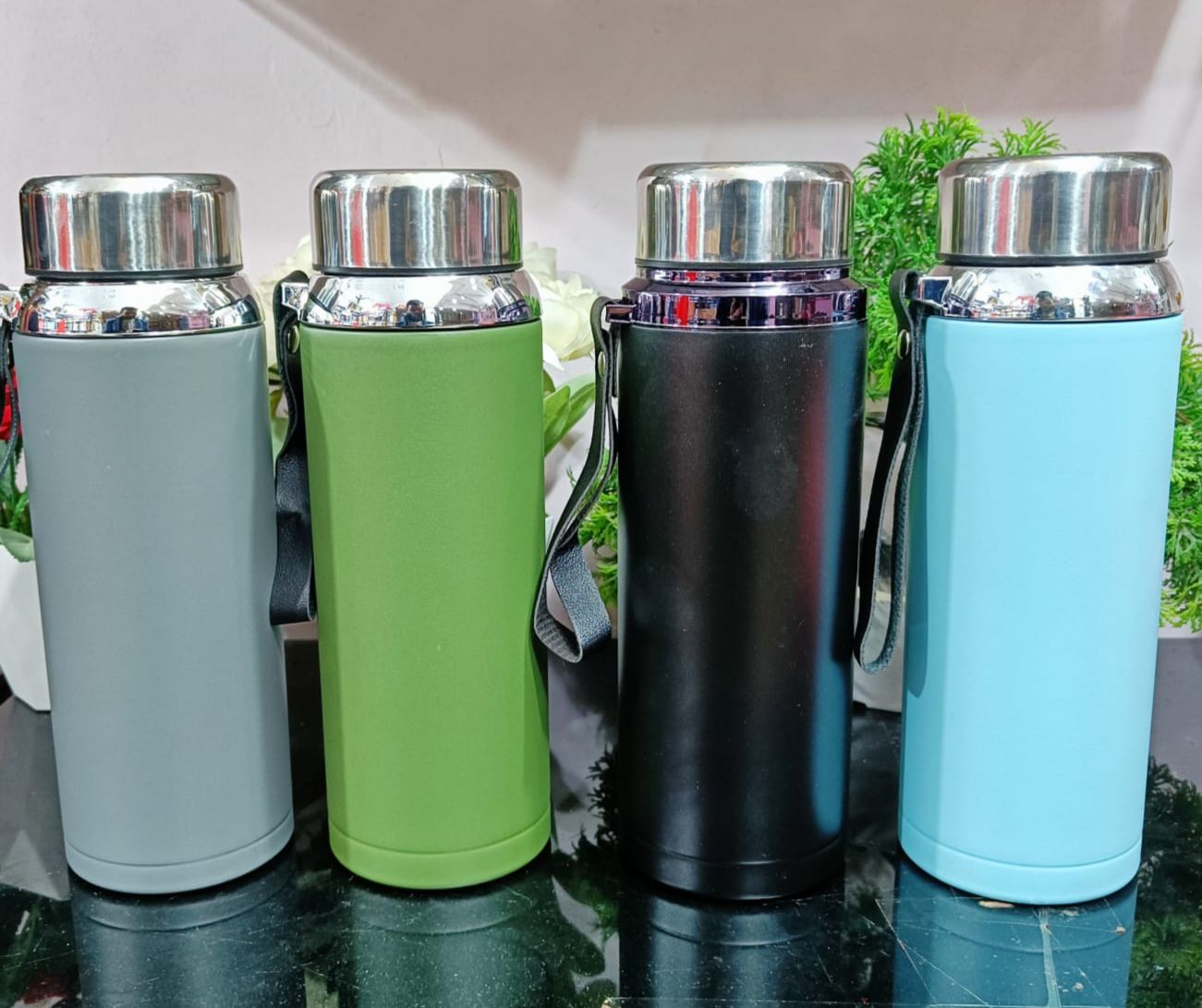 Stainless Steel Vacuum Bottle image 1